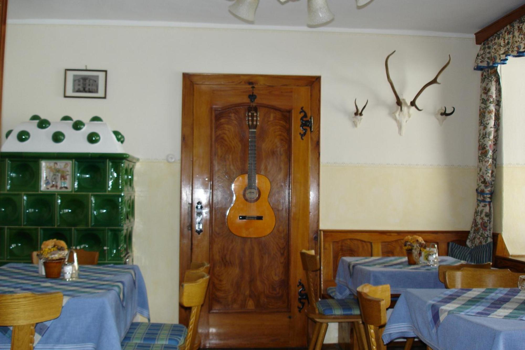 Hotel Neuwirt 3*